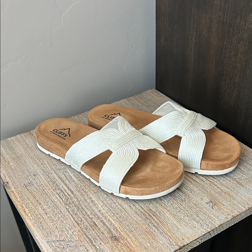 Women's White Cliff sandals